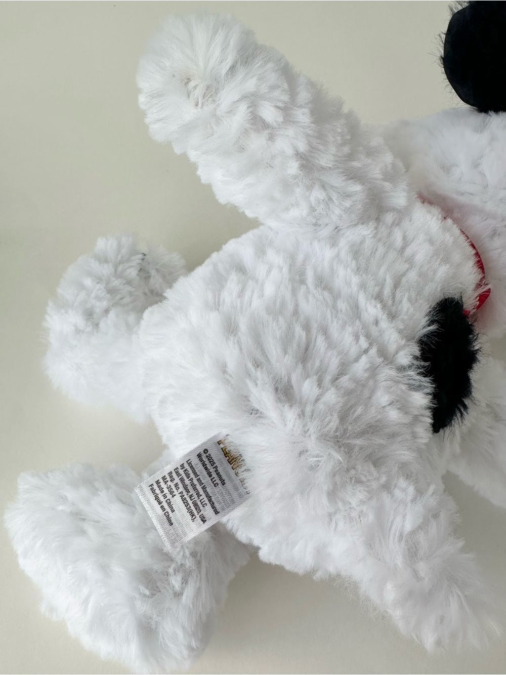Snoopy Plush - Picture 4 of 5